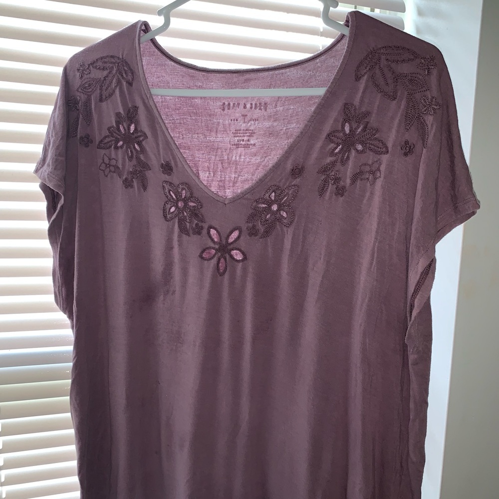 AE Soft & Sexy tee